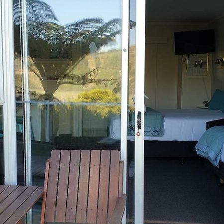 Mokau Motels Extérieur photo