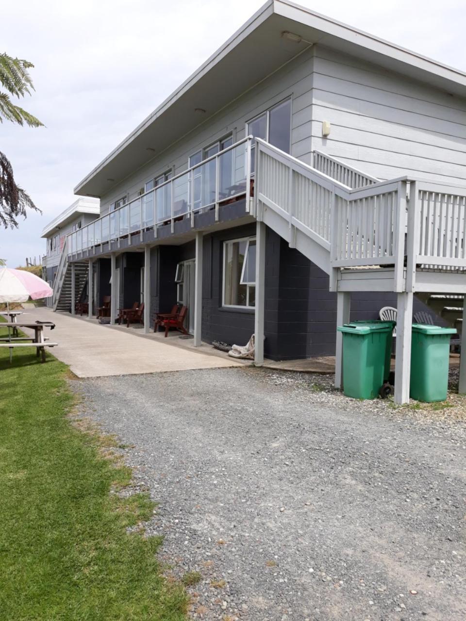 Mokau Motels Extérieur photo